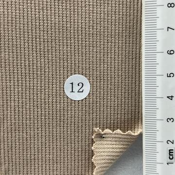 12 Beige
