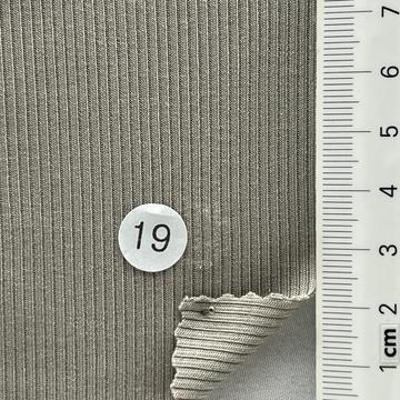 19 Beige
