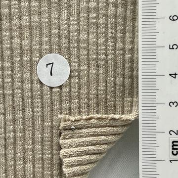 7 Beige