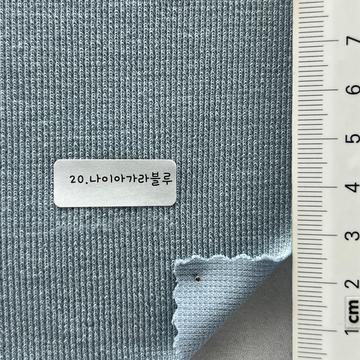 20 Pale Blue