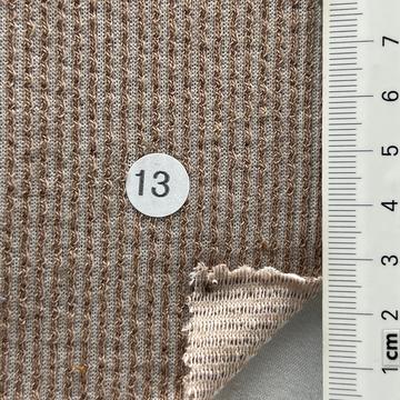 13 Beige