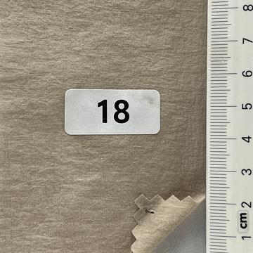 18 Beige