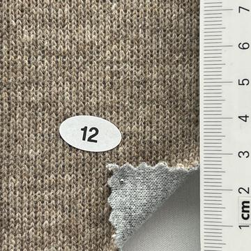 12 Beige