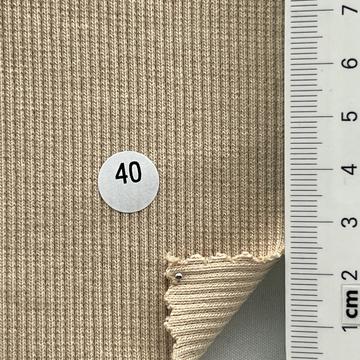 40 Beige