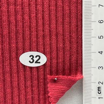 32 Red