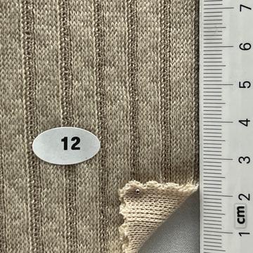 12 Beige