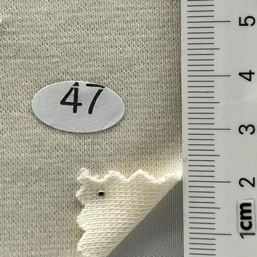 47 Beige