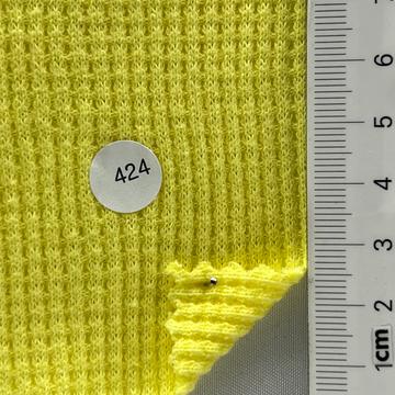 424 Yellow