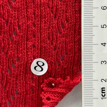 8 Red
