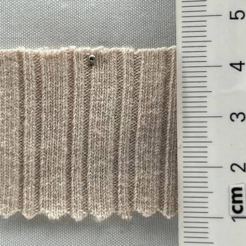 12 Beige
