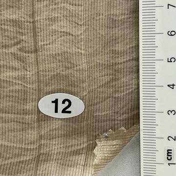 12 Beige