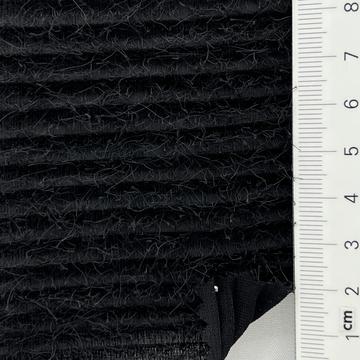 8 Black