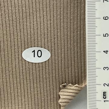 10 Beige