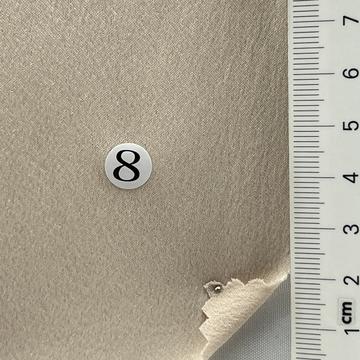8 Beige