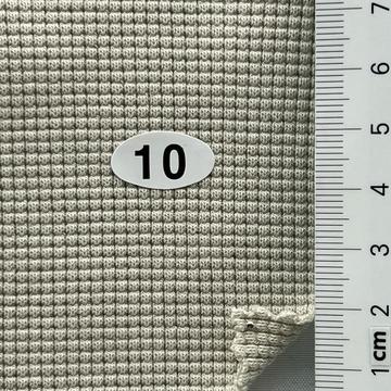 10 Beige