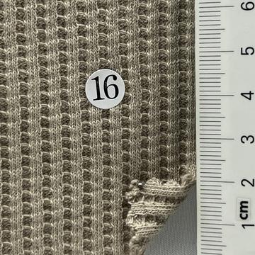 16 Beige