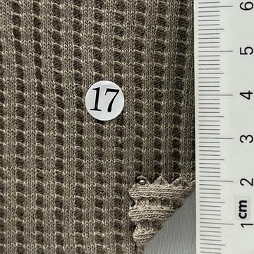 17 Beige