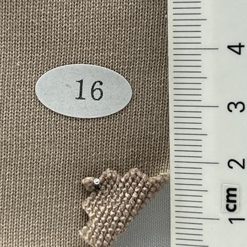 16 Beige