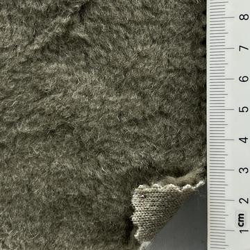 8 Beige