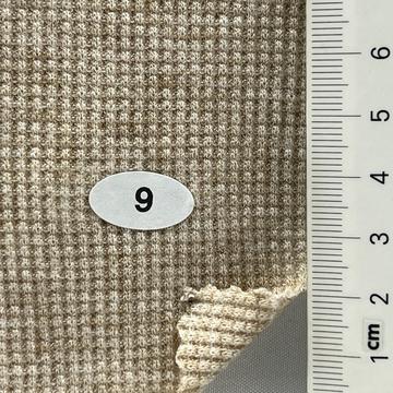 9 Beige