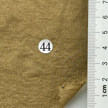44 Beige