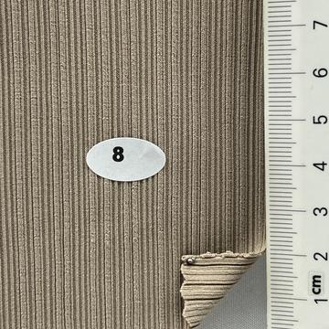 8 Beige