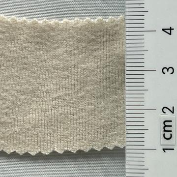 13 Beige