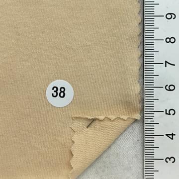 38 Beige