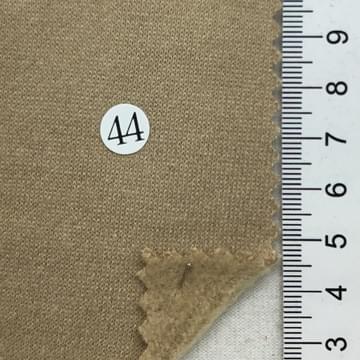 44 Beige