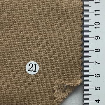 21 Beige
