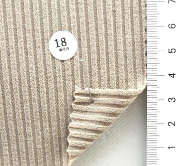 18 Beige