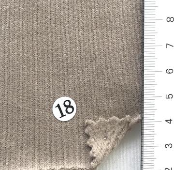 18 Beige