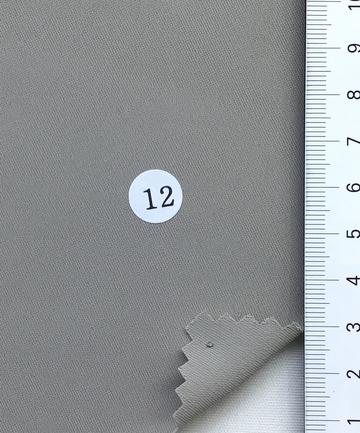 12 Beige