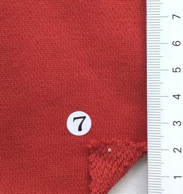 7 Red