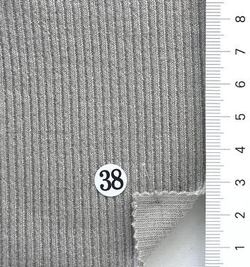 38 Beige