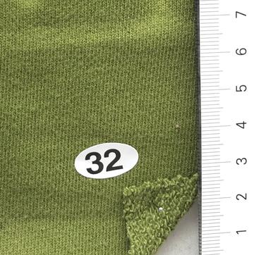 32 Green