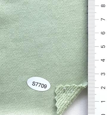S7709 Pale Green