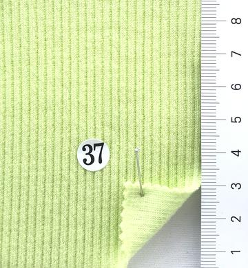 37 Pale Green