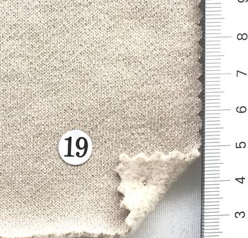 19 Beige